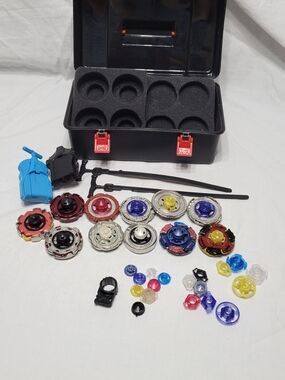 Battling 11 Spinning Tops 2 Launchers Metal Fusion Game with Storage Box
